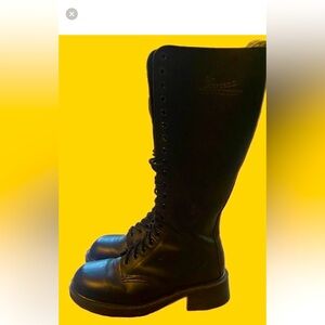 Dr Martens Y2K vintage 🌸 1420/92 MIE GUC size 9 US 7 UK boots.
